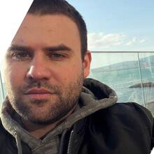 Фотография клиента. Арендовать машину в Дубае