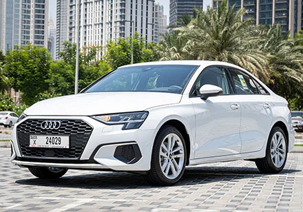 Аренда автомобиля Audi A3 в Дубае