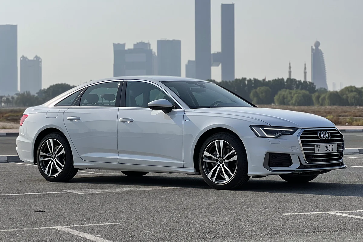 Audi A6 аренда в Дубае фото 3