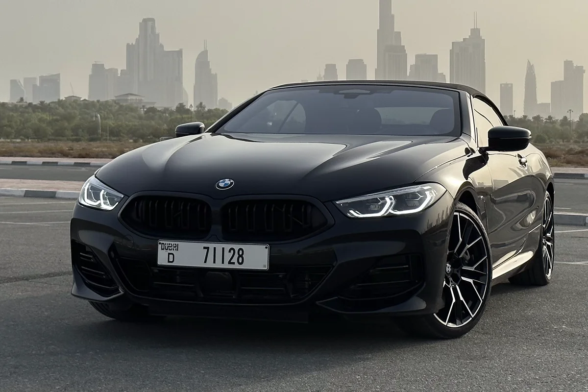 Аренда автомобиля BMW 8-Series Cabrio в Дубае