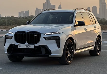 Аренда автомобиля BMW X7 M60i в Дубае