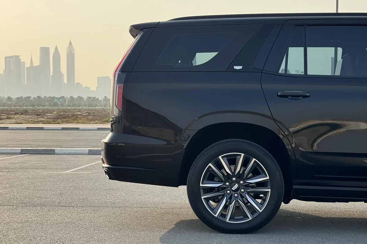 Cadillac Escalade аренда в Дубае фото 3