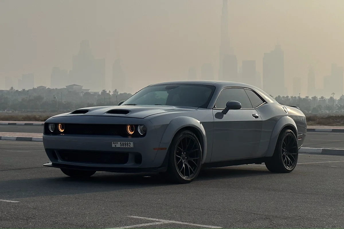Аренда автомобиля Dodge Challenger в Дубае