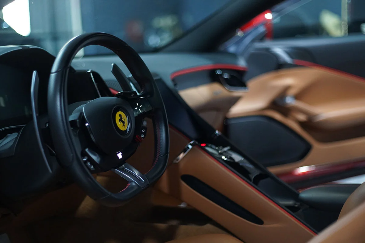 Ferrari Roma аренда в Дубае фото 3