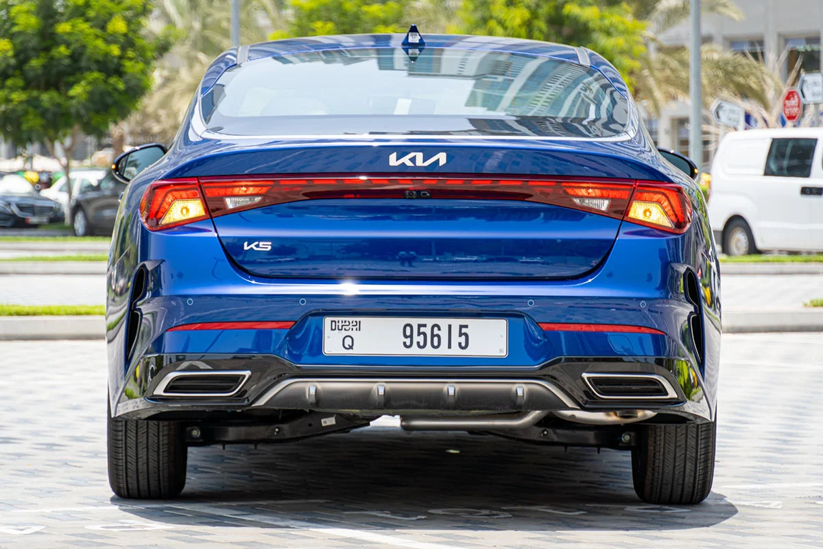 Kia k5 аренда в Дубае фото 3